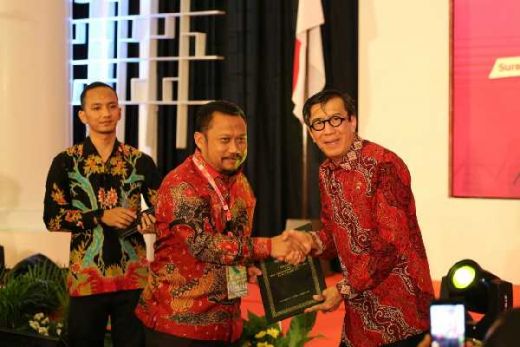 Peduli HAM, Kampar Terima Penghargaan dari Menkumham